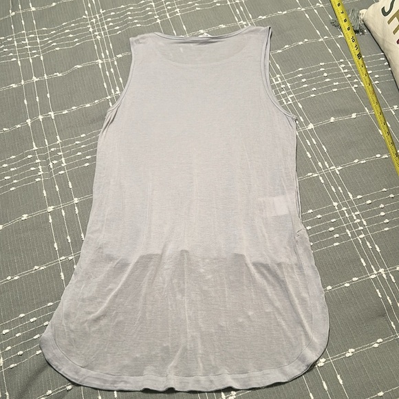 BCBGeneration pearl blue tank top with long back size S - Picture 7 of 9